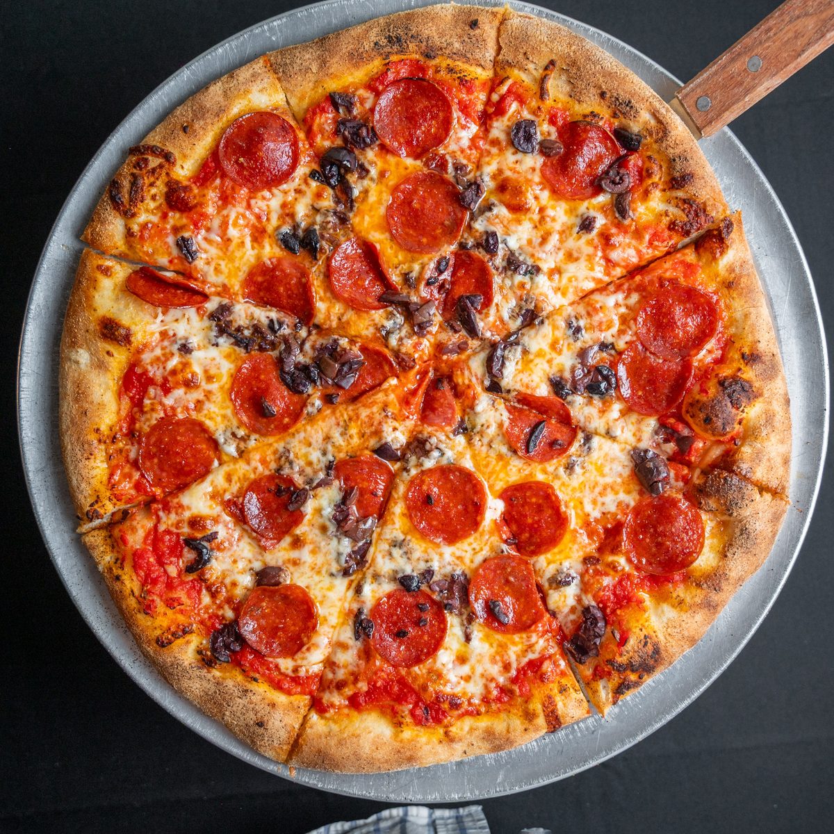 Fresh Pasta, Fresh Pizza, Family Spirit